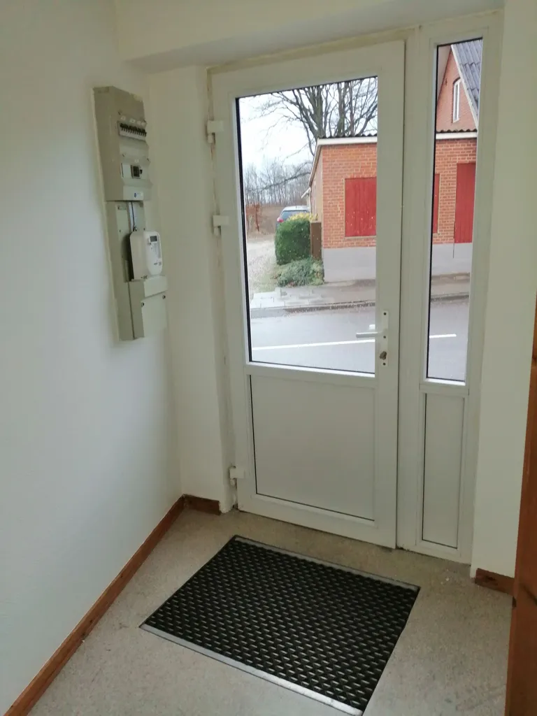 Ingresso - Bright 3-Bedroom Flat in Pederstrup