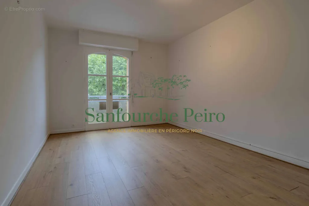 2-toaline korter asukohas Sarlat-La-Caneda