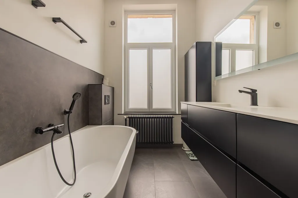 Vannitoad - Renovated Mansion with Pool in Merchtem Centre