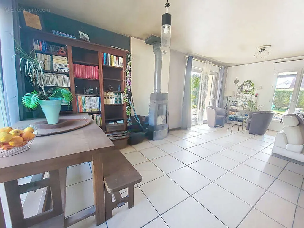 Maison 7 pièces à Benouville