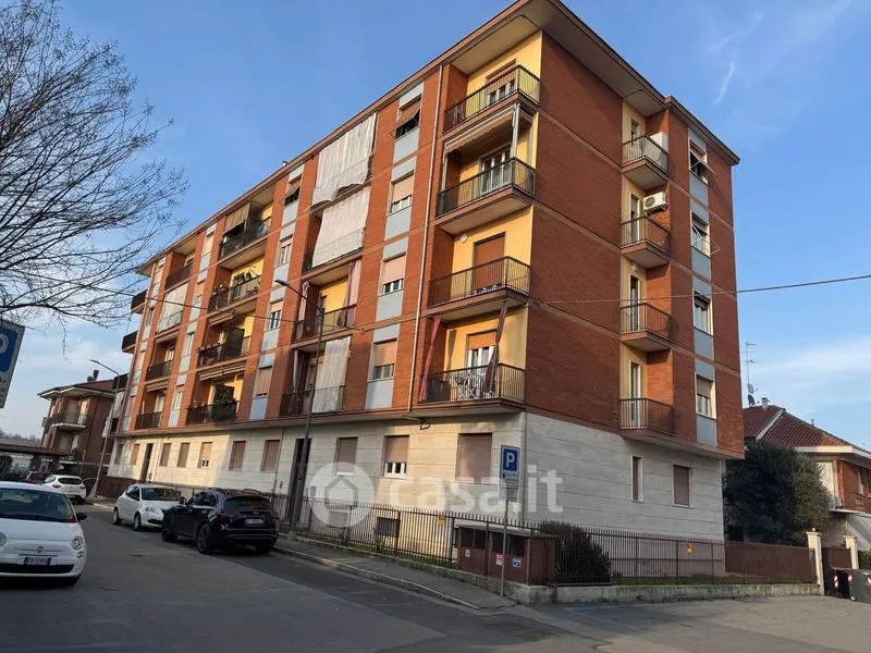 Esterno - Three-Bedroom Flat with Balconies in Asti