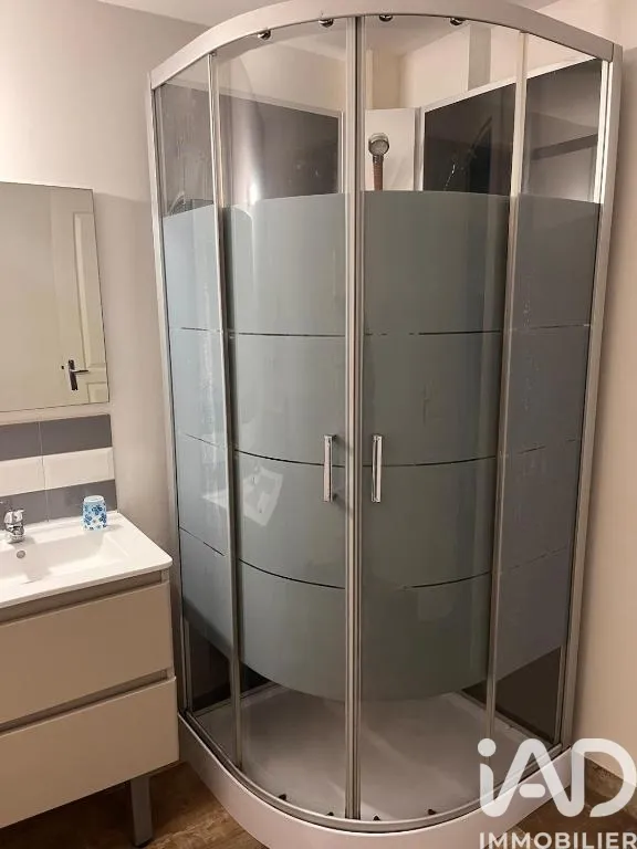 Bathrooms - Renovated House with Studio in Bourg-en-Bresse