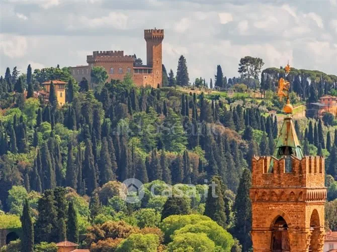 Rustic Villa with Garden in Florence