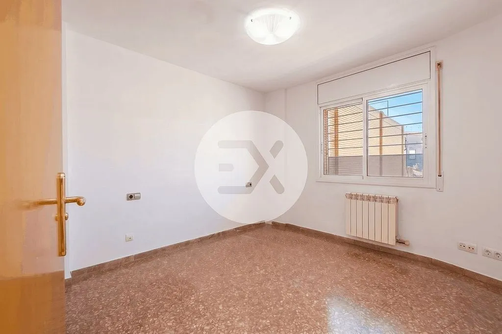 Pièces - Duplex with Terrace in Centre, Sant Boi de Llobregat