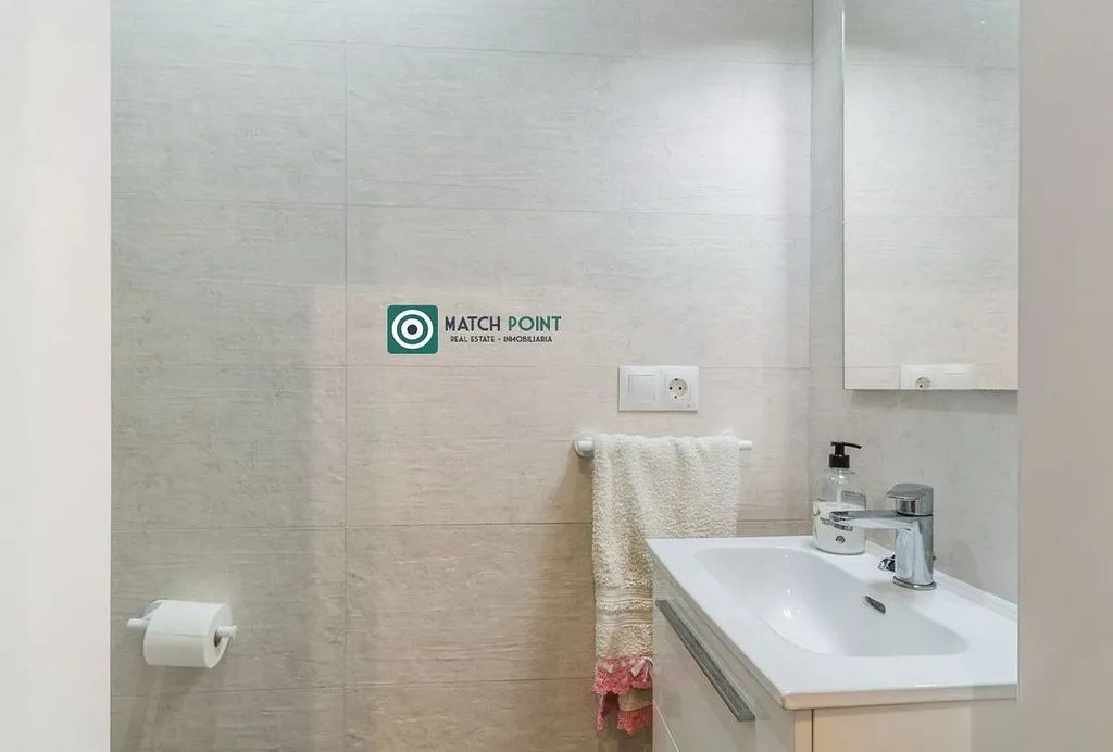 Vannitoad - 2-Bed Flat with Pool on Avenida Europa, Almuñécar
