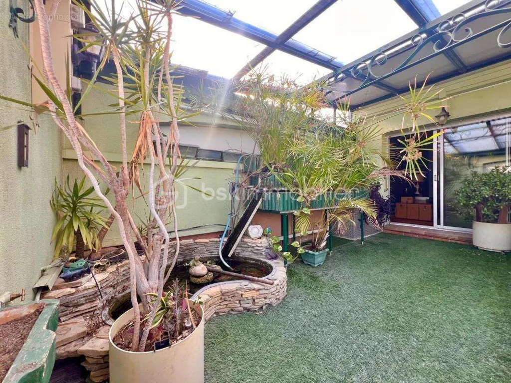 Terrass - Spacious Apartment with Rooftop Terrace in Béziers