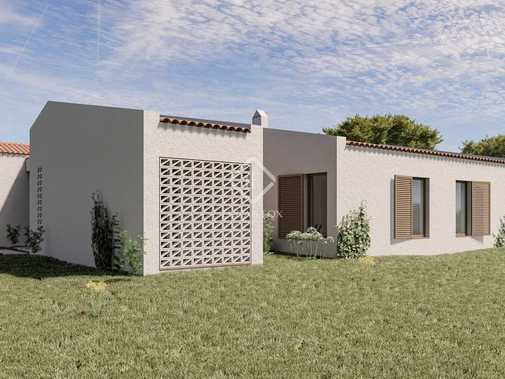 Land with Pool Licence in Ses Salines, Mallorca