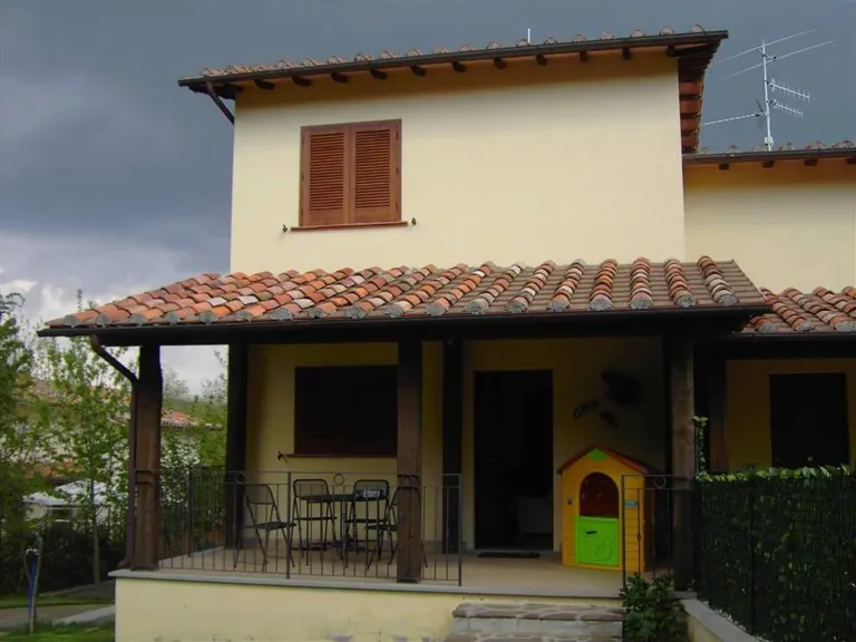 Villa con giardino a Santa Fiora - Bagnore