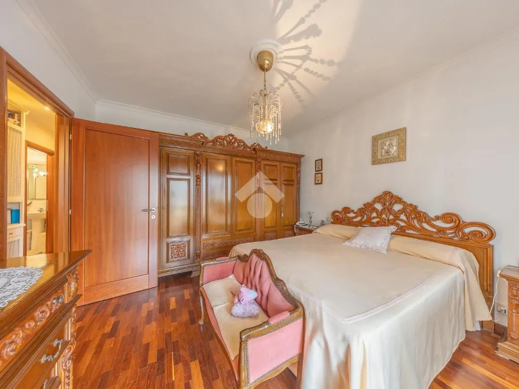 Magamistoad - 3-Bedroom Apartment with Balcony in Settecamini