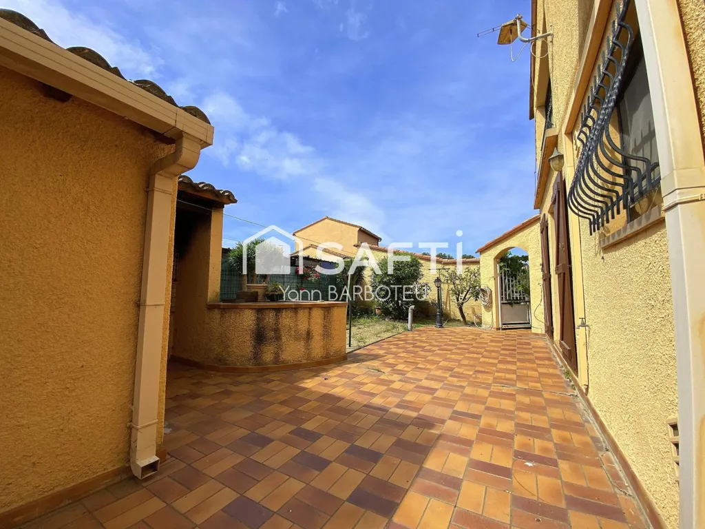 Garden - Rustic House with Pool near Perpignan