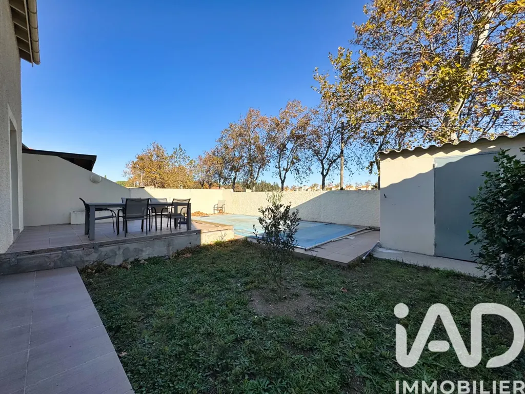 Aed - Villa with Pool in Perpignan