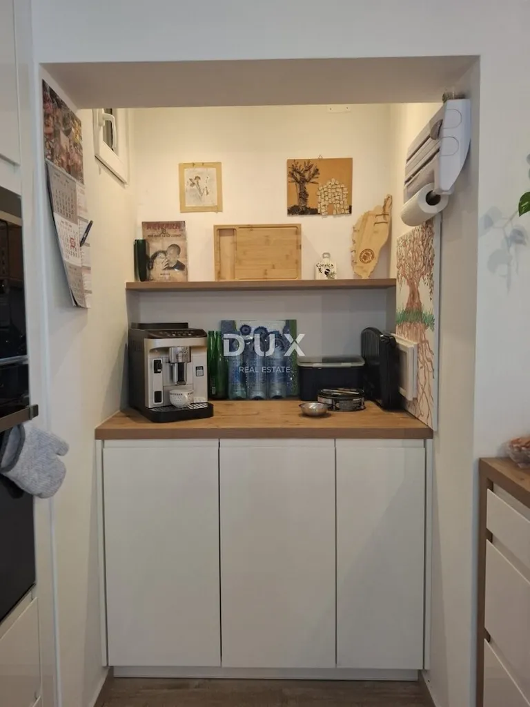 Köök - Fully Renovated Flat with Storage in Pula