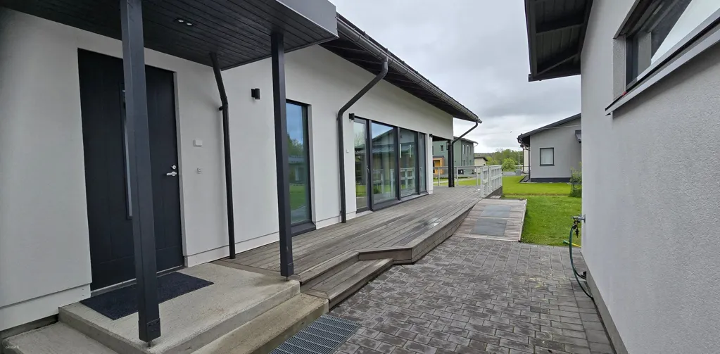 Jardin - Modern Geothermal House in Kärsämäe