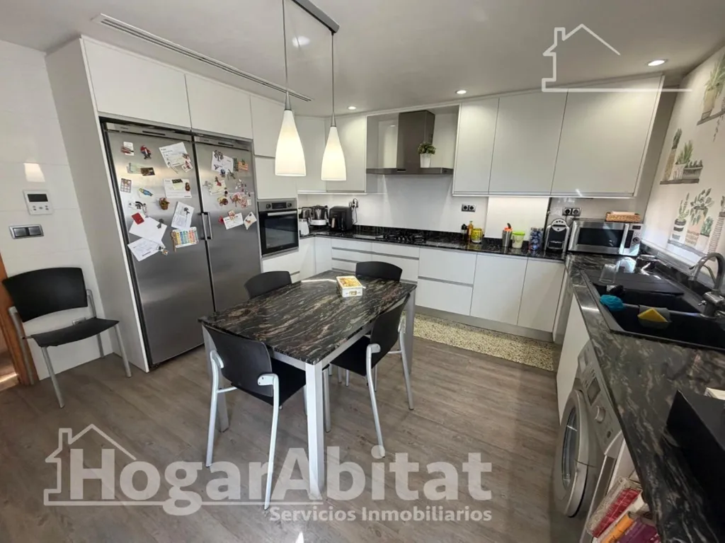 Köök - Reformed Apartment with Balcony in Valencia