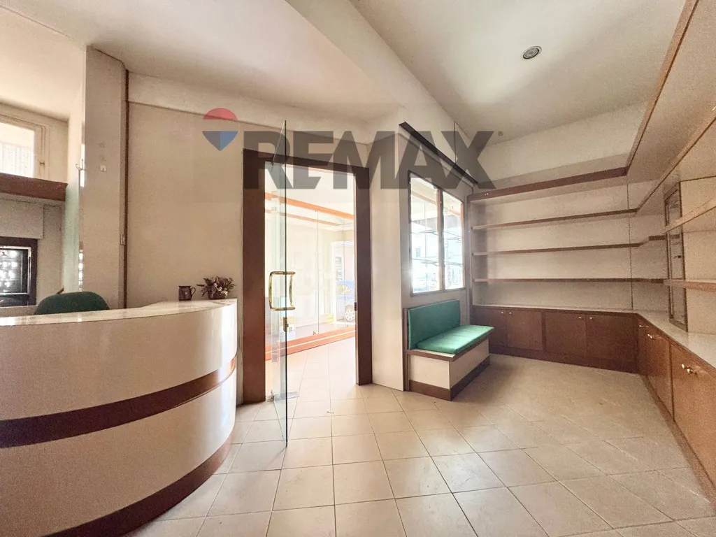 Bureau - Commercial Space with Conversion Potential in Manziana