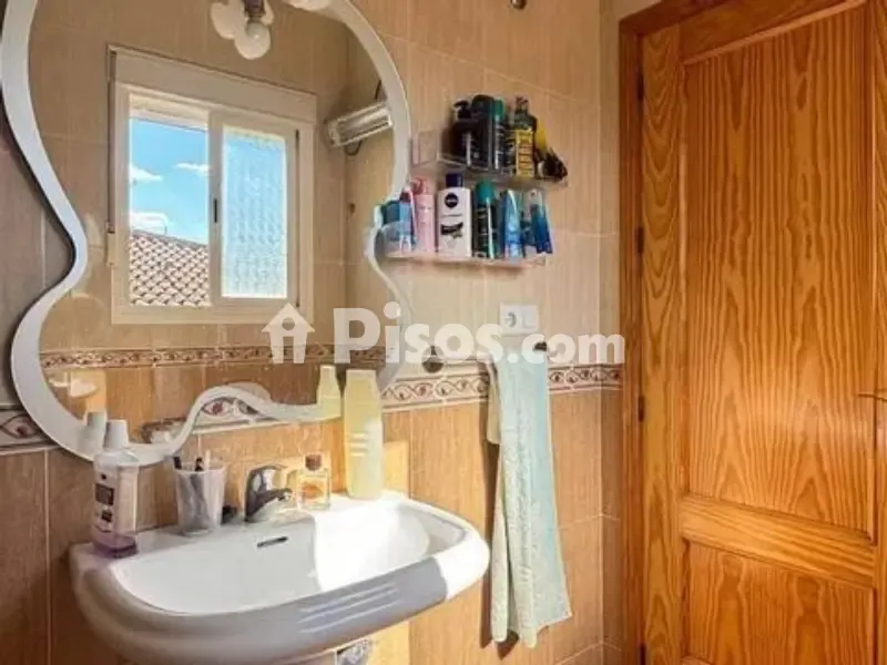 Salles de bain - Semi-detached House with Pool in Loja