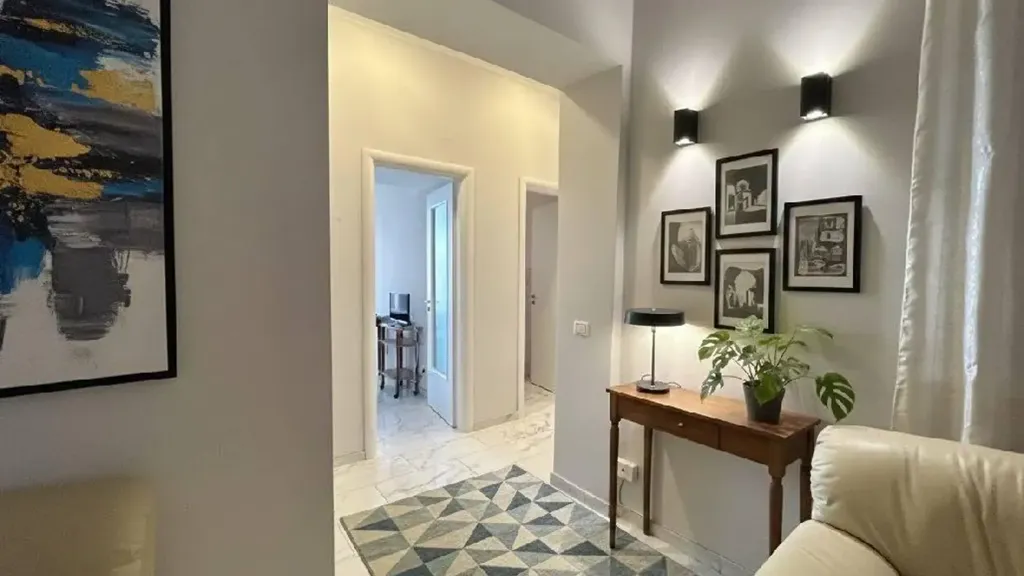 hallway_entrance