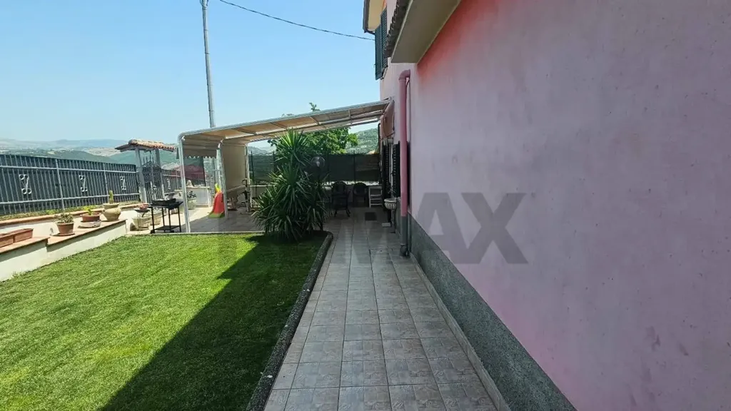 Aed - Villa with Panoramic View in Apice