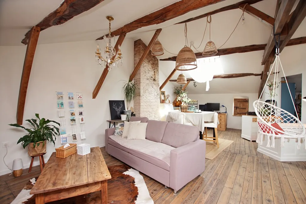 Séjour - Appartement Atypique dans Village de Toussieu