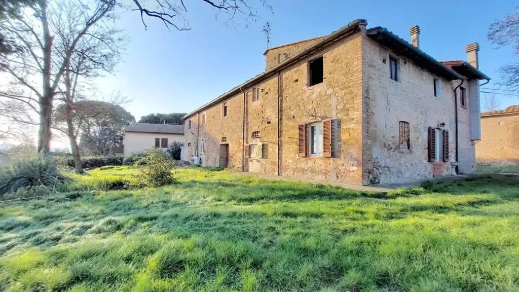Välivaade - Rustic Farmhouse with 3000m² Land in Certaldo