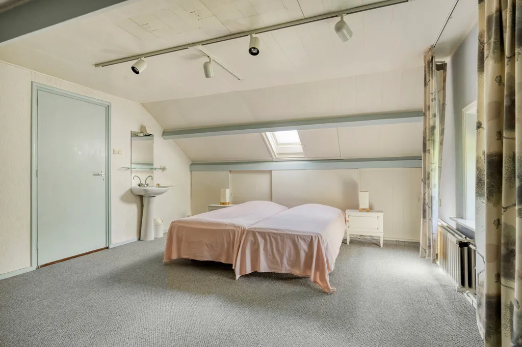 Magamistoad - Charming Villa with Parkland Views in Maasland