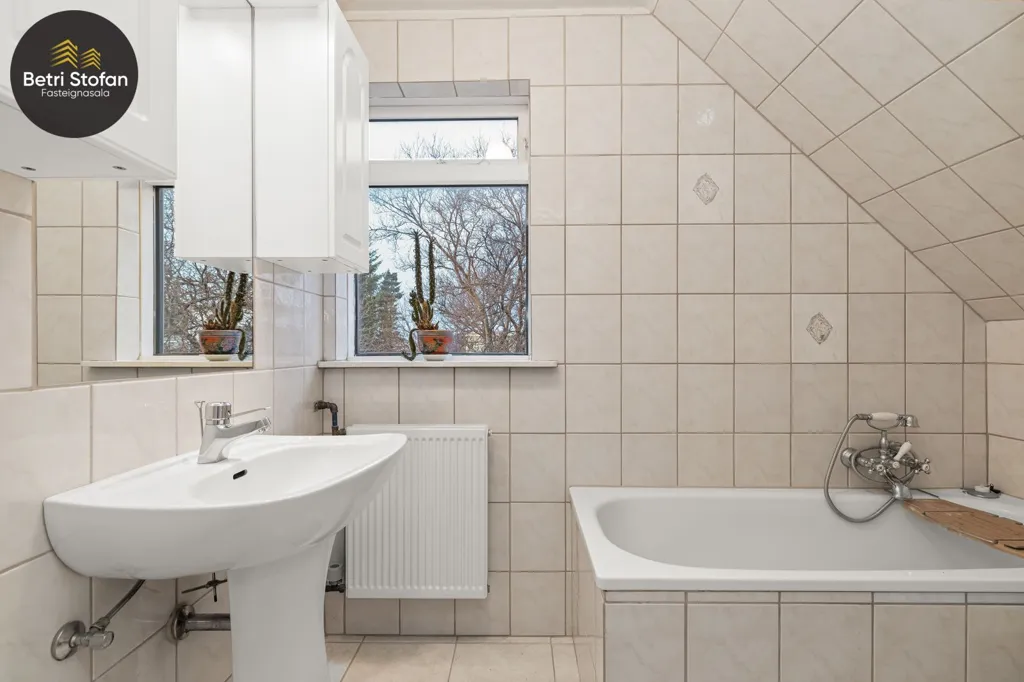 8-toaline maja asukohas Reykjavík
