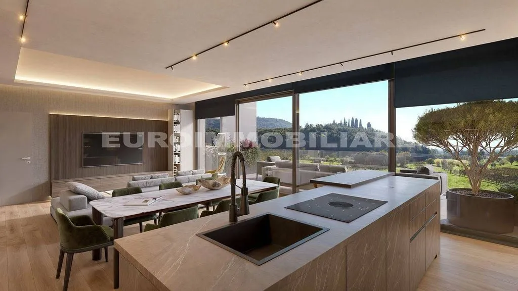 Dining Room - Luxury Flat with Private Garden in Cellatica