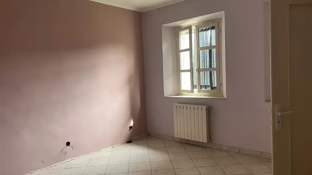 Toad - Independent House with Courtyard in Mede