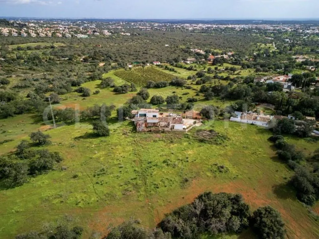 Vue aérienne - Land with Ruins in Almancil, Algarve