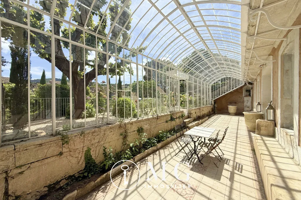 Terrasse - Demeure Historique avec Piscine à Apt