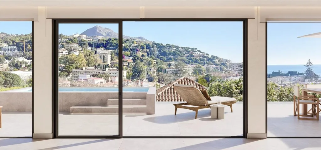 Terrace - Duplex with Pool in El Limonar, Málaga