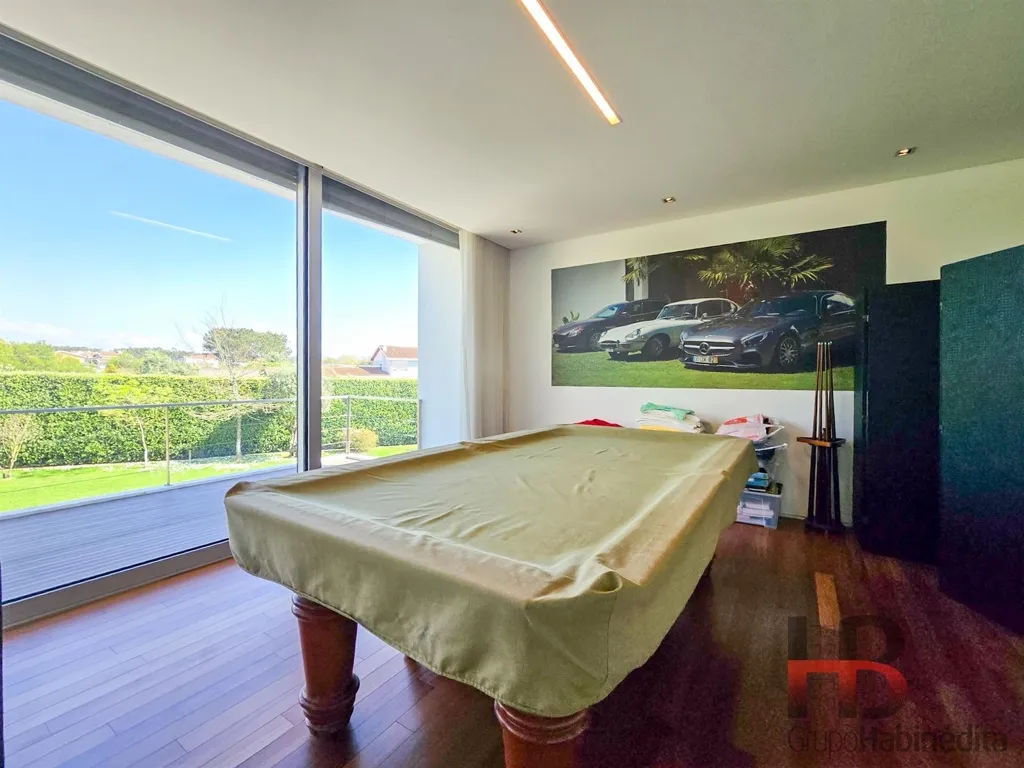 Toad - Isolated Villa with Heated Pool in Vila Nova de Gaia