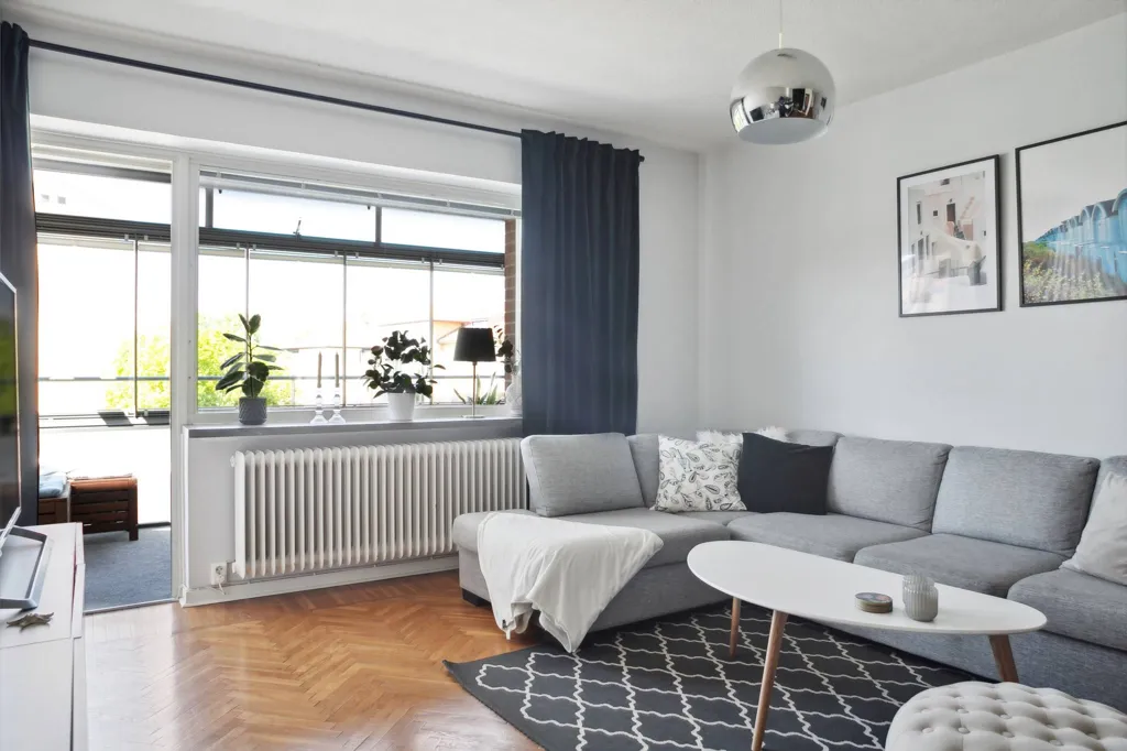 Séjour - Apartment with Open Fireplace and Large Balcony in Central Location