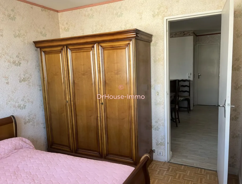 Magamistoad - Flat with Lift in Cusset Centre