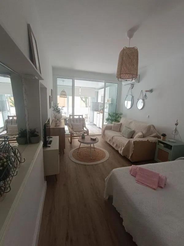 Magamistoad - Studio Flat with Terrace in Torremolinos