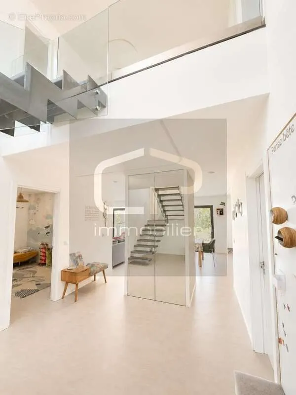 Soggiorno - Contemporary Villa with Panoramic Views in Crozet