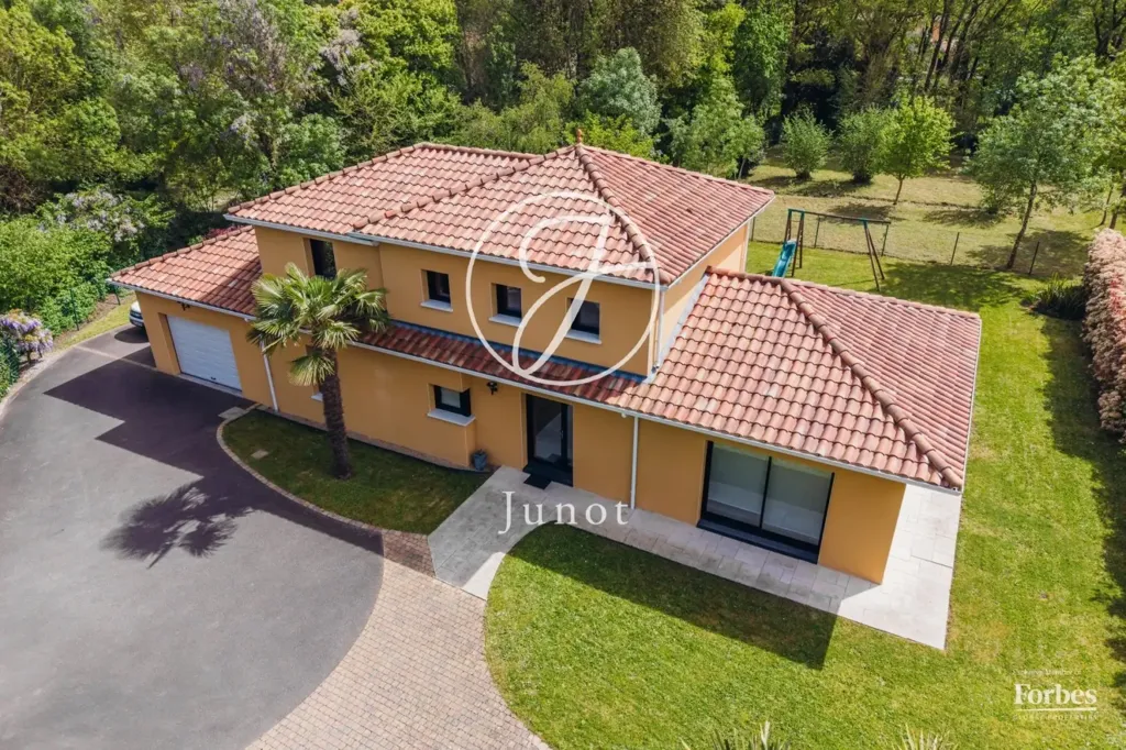 Vue aérienne - Maison 6 pièces à Vertou
