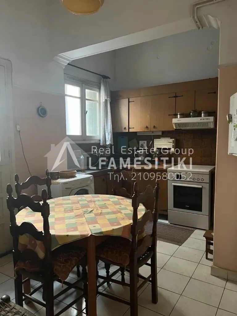 Söögituba - Bright Apartment with Balcony in Kallithea Centre