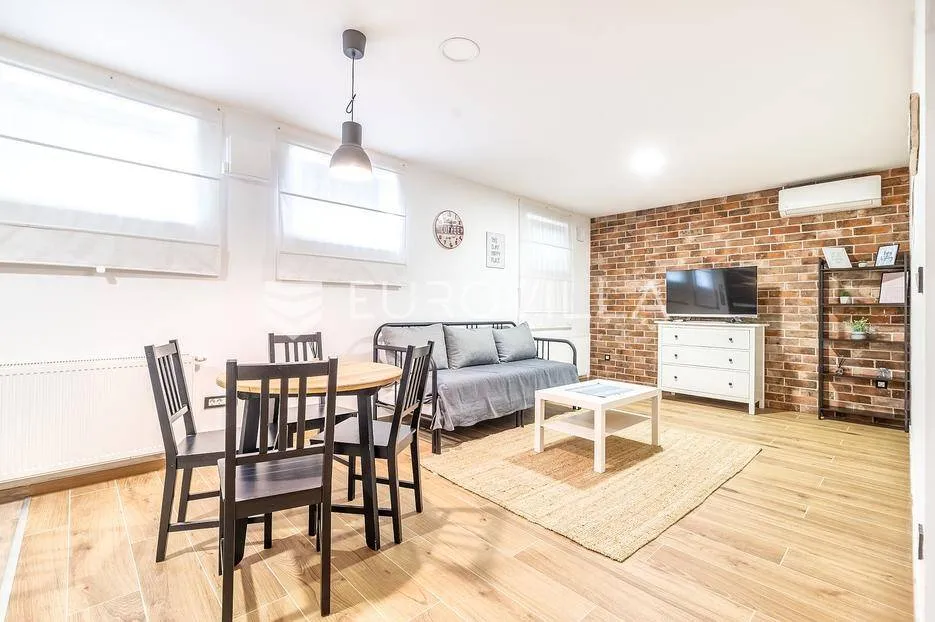 Soggiorno - Functional Two-Bedroom Flat in Maksimir, Zagreb