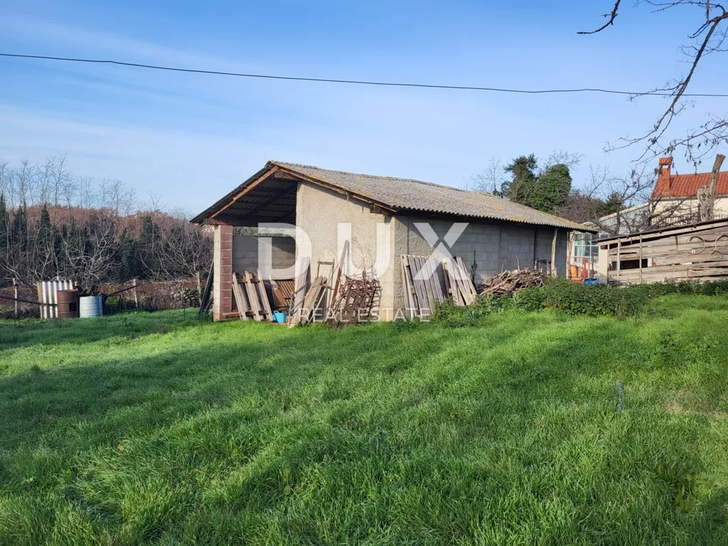 Jardin - Construction Land with Buildings in Umag, Istra