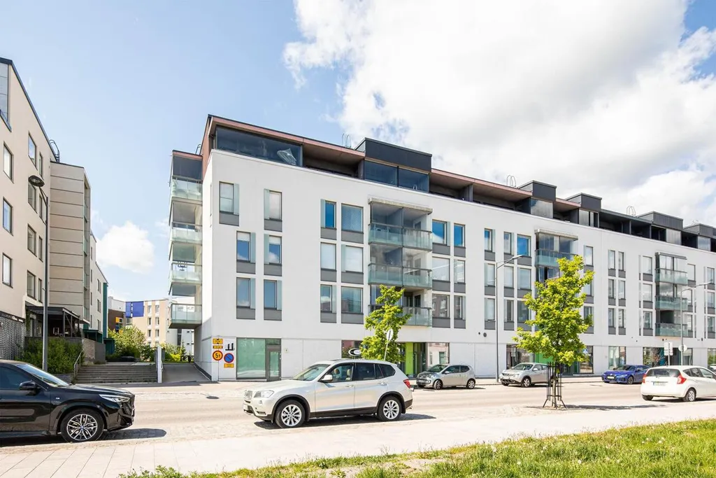 Välivaade - Spacious Apartment with Balcony in Suurpelto, Espoo