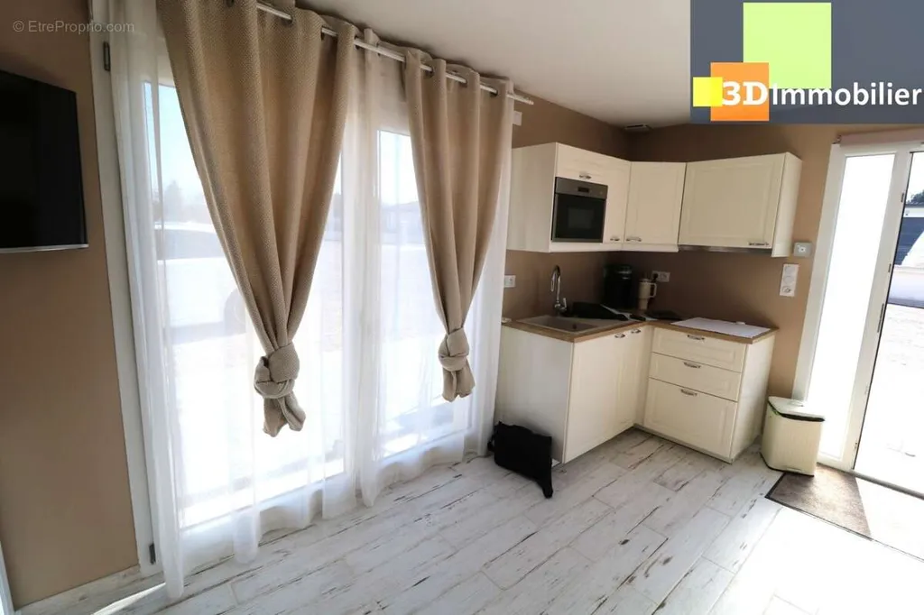 Kitchen - Recent Bungalow with Garden near Mouchard