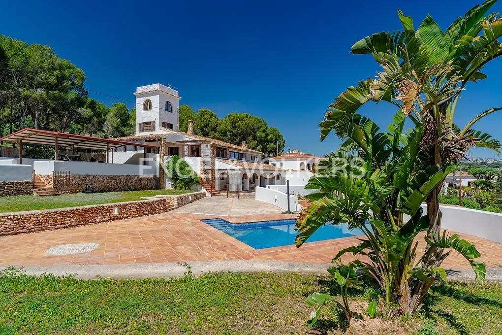 Bassein - Mediterranean Villa with Tower in Benissa
