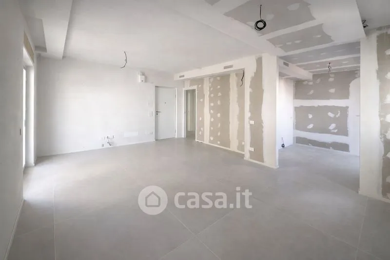 Pièces - Luxury Apartment with Balcony in Altamura