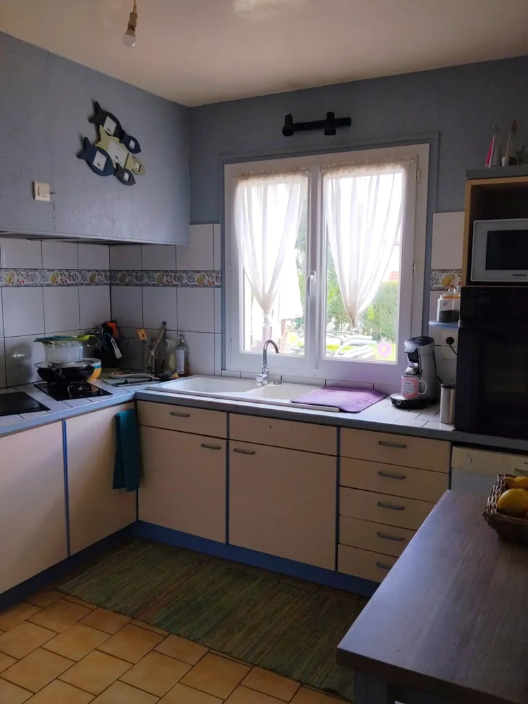 Cuisine - Maison Familiale avec Sous-Sol Total à Proximité