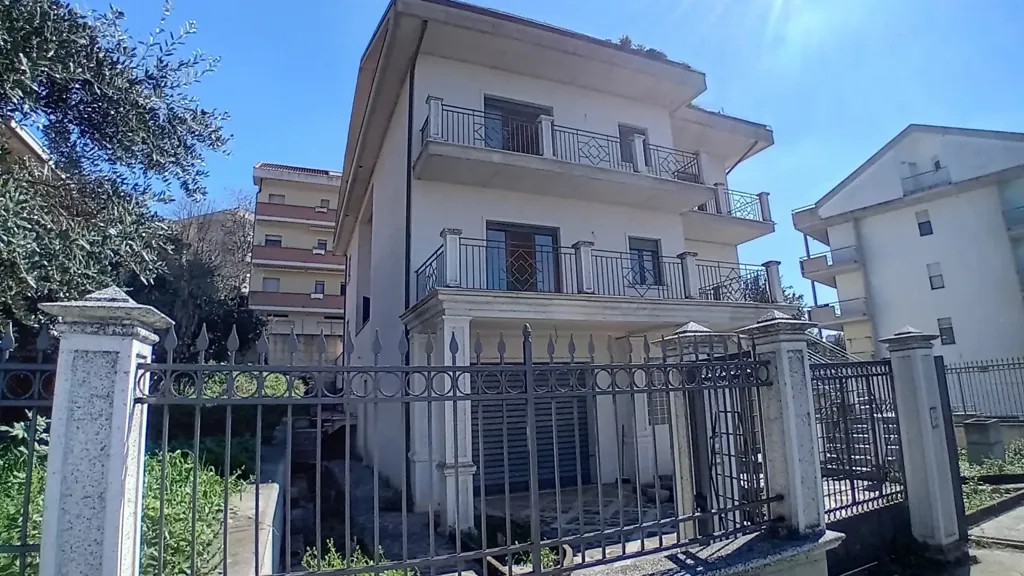 Exterior - Contemporary Villa with Multiple Terraces in Chieti