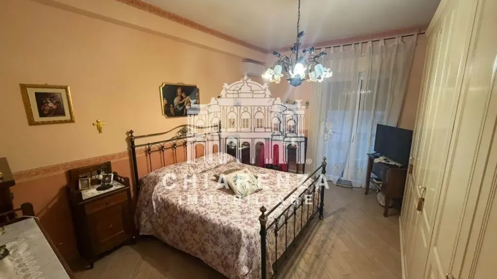 Chambres - Rustic-Style Apartment with Balconies in Catania