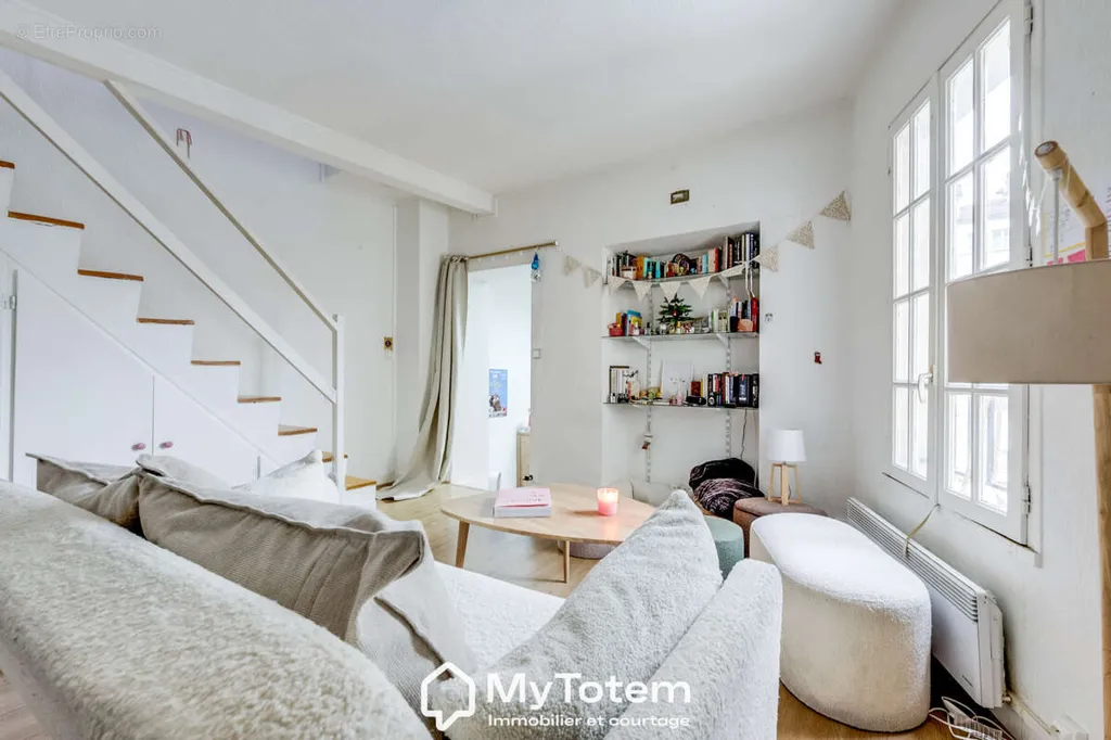 Elutuba - 3-toaline korter asukohas Boulogne-Billancourt
