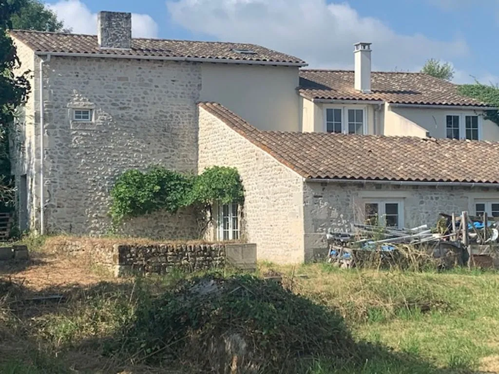 Välivaade - 11 Traditional Stone Houses in Charente Region