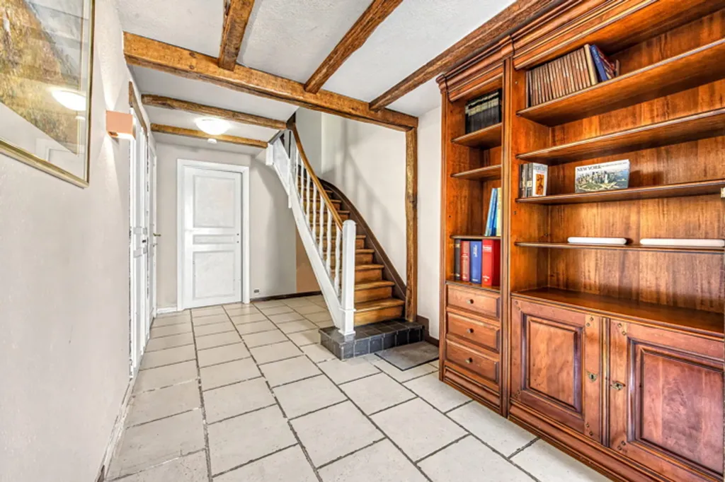 Esik - Retro House with Terrace in Uccle